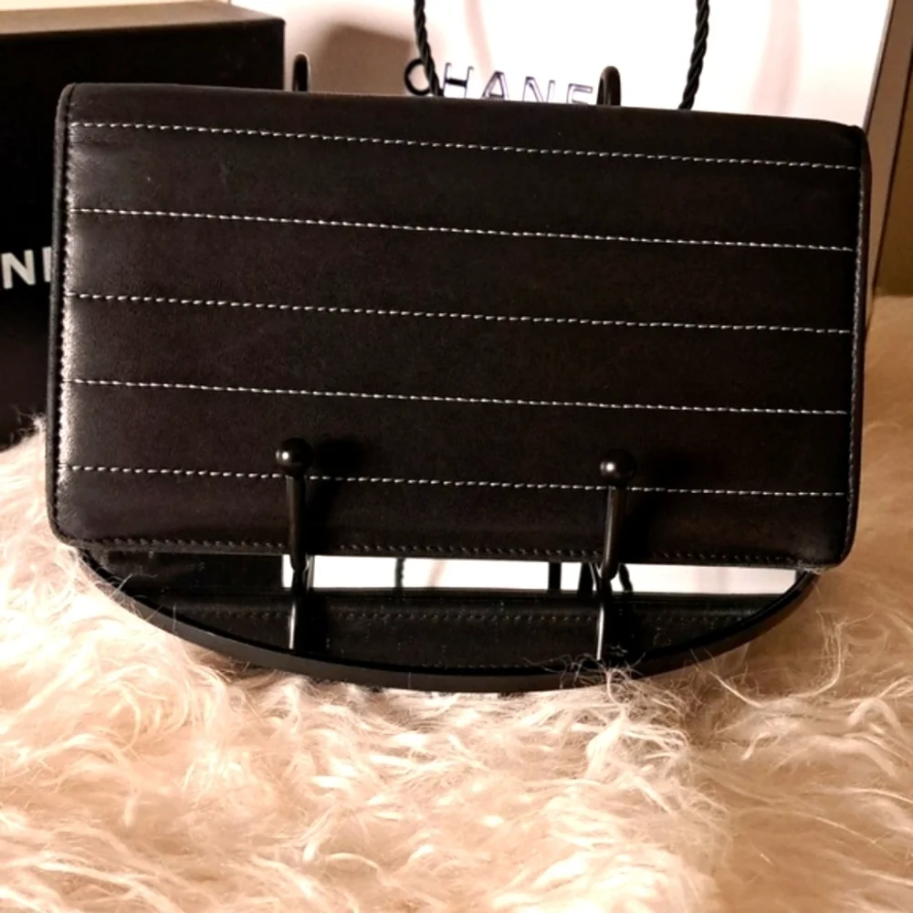 Chanel Mademoiselle Wallet in Good Condition